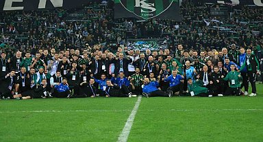 Kocaelispor 16 yıl sonra Süper Lig'de