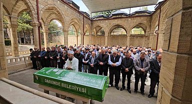 Kocası tarafından öldürülen kadın memleketinde gözyaşları arasında defnedildi