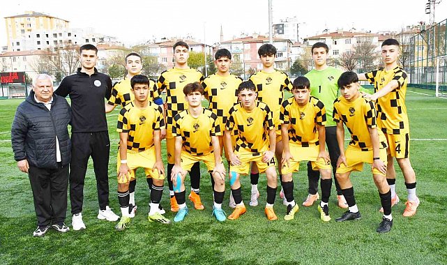 Kocasinan Şimşekspor şampiyon oldu