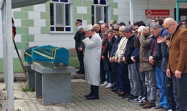 Kocasının sokak ortasında öldürdüğü 3 çocuk annesi kadın toprağa verildi