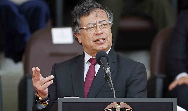 Kolombiya Devlet Başkanı Petro, uyuşturucu kullandığı iddialarını reddetti