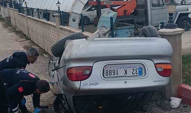 Kontrolden çıkan otomobil akaryakıt istasyonunun duvarına çarptı: 1 ölü, 1 yaralı