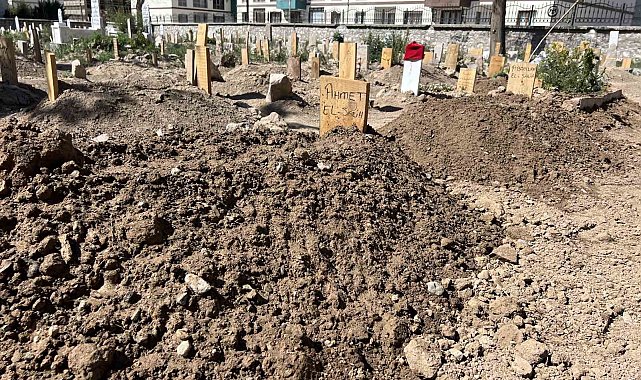 Konya'da yangında hayatını kaybeden çocuklara veda