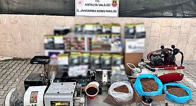 Korkuteli'nde kaçak tütün imalathanesine jandarma baskını