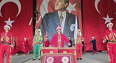 Kosova'da 23 Nisan Mehter konseriyle kutlandı