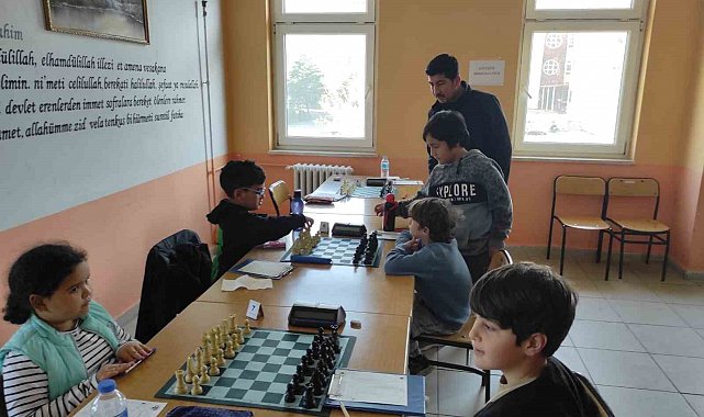 Köyceğiz'de 23 Nisan Satranç Turnuvası başladı