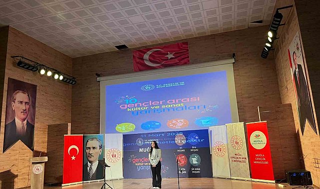 Köyceğizli Eren, şiir okuma yarışmasında il birincisi oldu