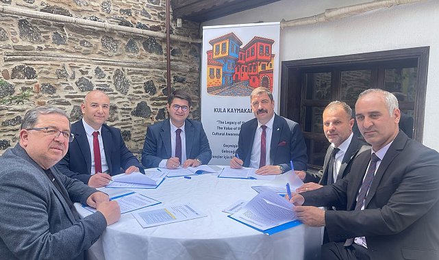 Kula Kaymakamlığı'ndan gençlere kültürel farkındalık hamlesi