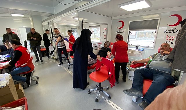Kulu'da Kızılay kan alımına başladı