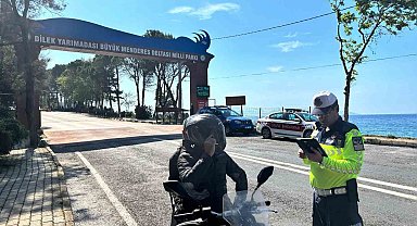 Kuşadası'nda motosiklet sürücüleri bilgilendirildi
