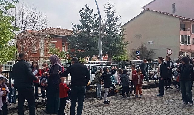 Kütahya'da 4,6 büyüklüğündeki deprem