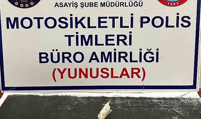 Kütahya'da Yunus Timleri bir şahsın üzerinde uyuşturucu ele geçirdi