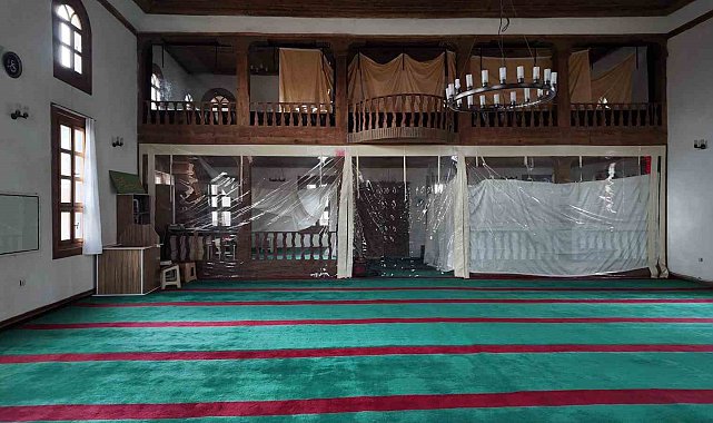 Kütahya'nın zamana meydan okuyan mirası: İsa Bey Camii
