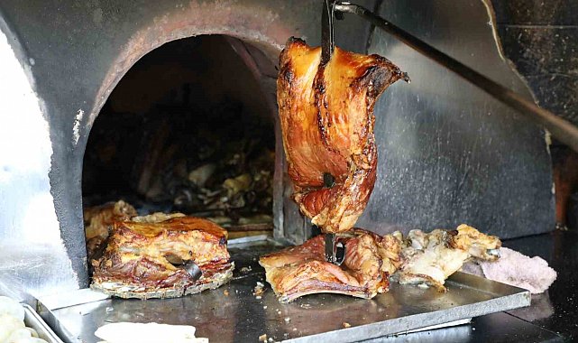 Kuzu et fiyatlarındaki astronomik artış tandır kebabına zam getirdi
