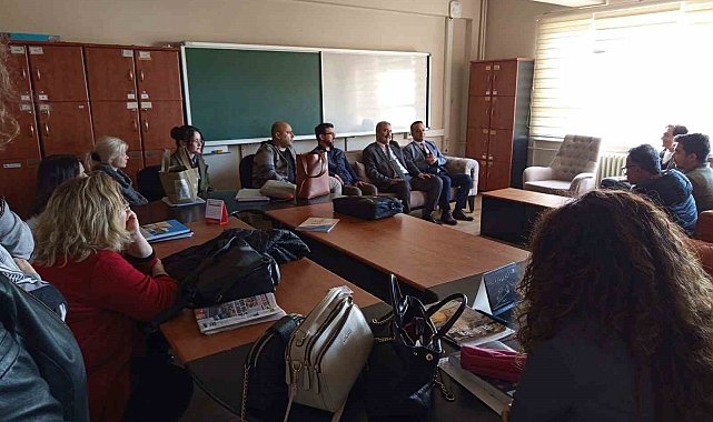 Lise öğretmenleri bilgilendirildi