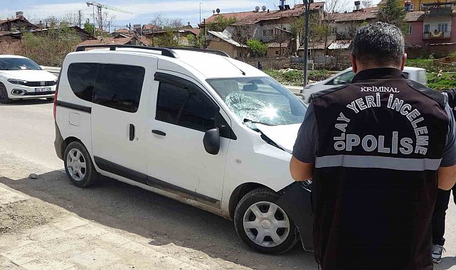 Malatya'da hafif ticari aracın çarptığı kadın hayatını kaybetti