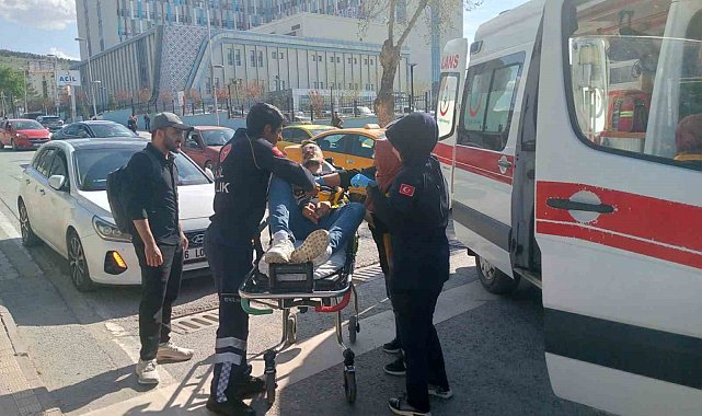 Malatya'da iki araç çarpıştı: 3 yaralı