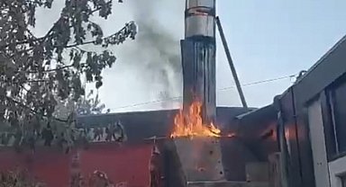 Malatya'da konteyner iş yerinde yangın