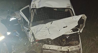 Malatya'da minibüs şarampole yuvarlandı: 8 yaralı