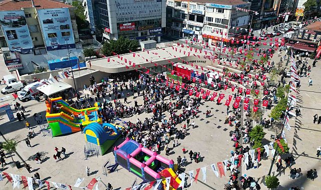 Maltepe'de 23 Nisan'ın 105'inci yılı coşkuyla kutlandı