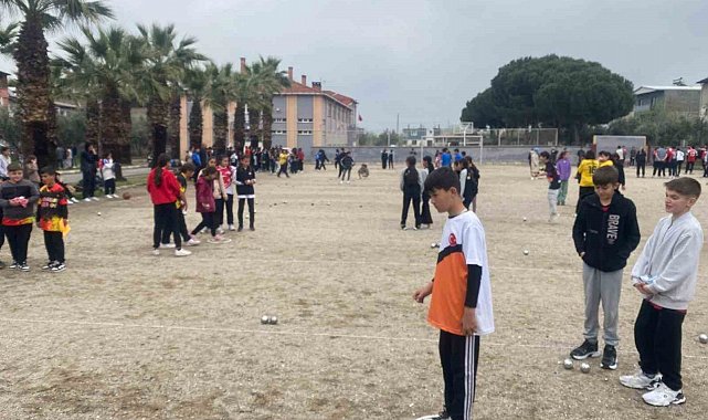 Manisa'da Okul Sporları Bocce Müsabakaları tamamlandı