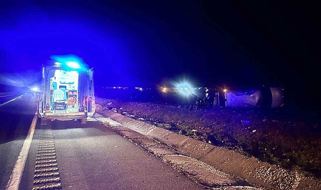 Mardin'de kontrolden çıkan minibüs takla attı: 3 yaralı