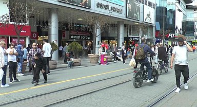 Marmara Denizi'ndeki deprem Eskişehir'i salladı