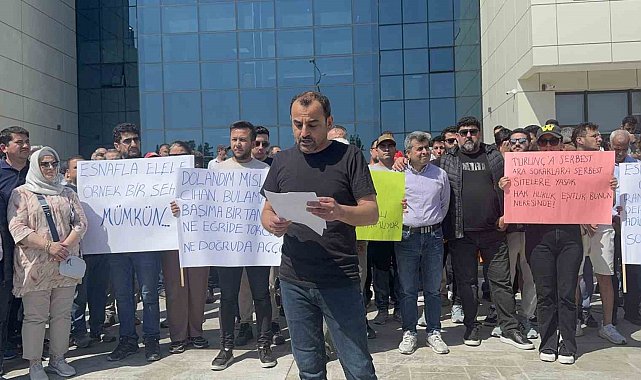 Marmaris'te esnaftan belediyeye tepki: "Kazancımız değil, geleceğimiz gasp ediliyor"