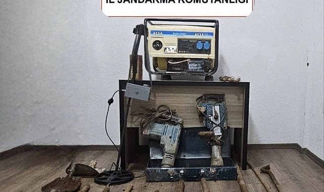 Marmaris'te kaçak kazıya jandarma baskını: 5 tutuklama