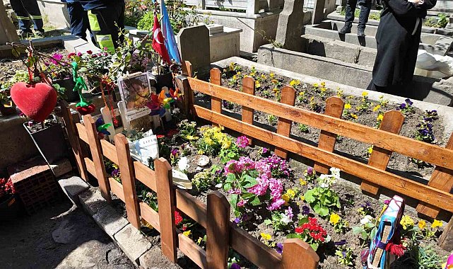 Mattia Ahmet Minguzzi'nin tahrip edilen mezarı Bahçelievler Belediyesi onardı