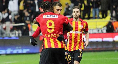 Mehdi Bourabia ilk golünü attı