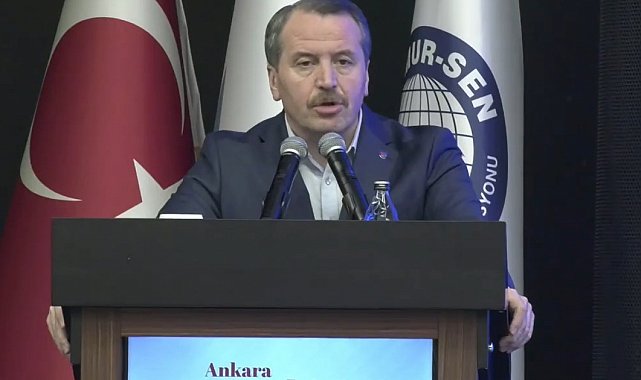 Memur-Sen Başkanı Yalçın: "Dijital çağ insanı yüceltmeli, emeği ezmemeli"