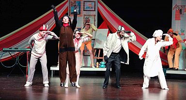 Menteşe Belediye Tiyatrosu uluslararası festivalde sahne aldı