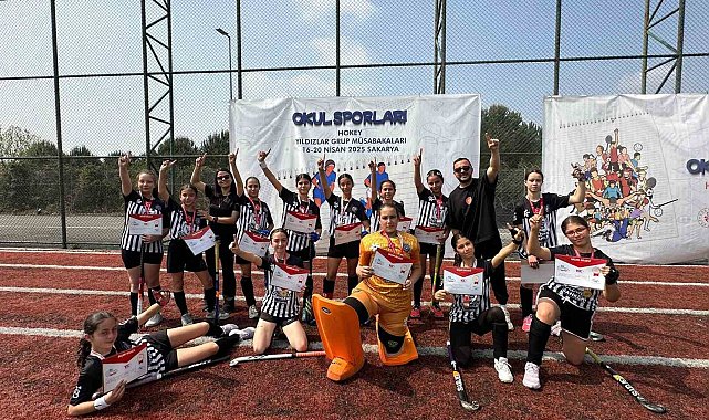Menteşe Cumhuriyet Ortaokulu'ndan Hokeyde gururlandıran zafer