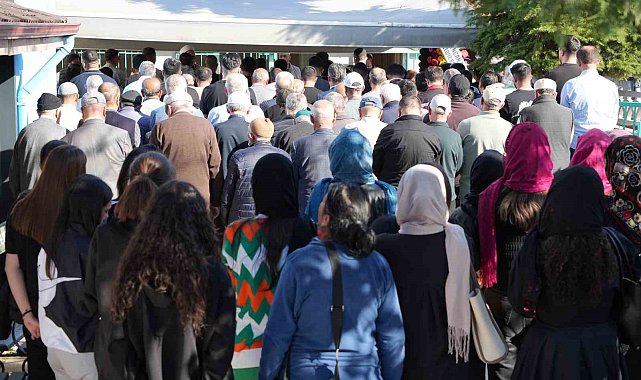 Meriç Nehri'nde boğulan çocuk toprağa verildi