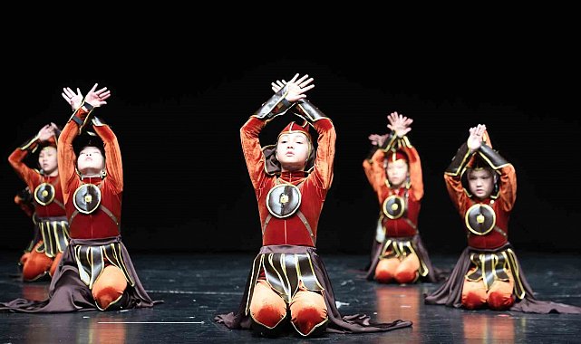 Merkezefendi Uluslararası Çocuk Tiyatroları Festivali dolu dolu geçiyor