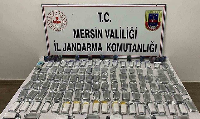 Mersin'de kaçak sigara ticareti yapan 3 şüpheli yakalandı