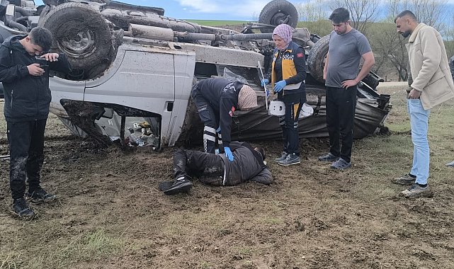 Mersin'den Eskişehir'e giden aile, Ankara'da kaza yaptı: 2 yaralı