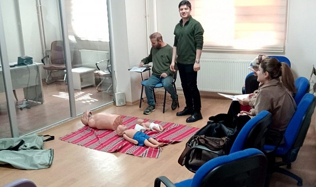 Meteoroloji personeline "Temel İlk Yardım" eğitimi verildi