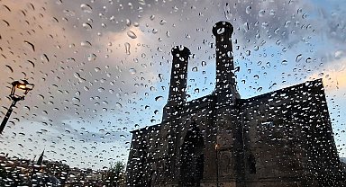 Meteorolojiden kuvvetli yağış uyarısı