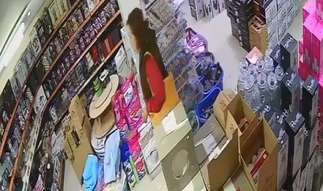 Milas'taki hırsızlık anı güvenlik kamerasına yansıdı