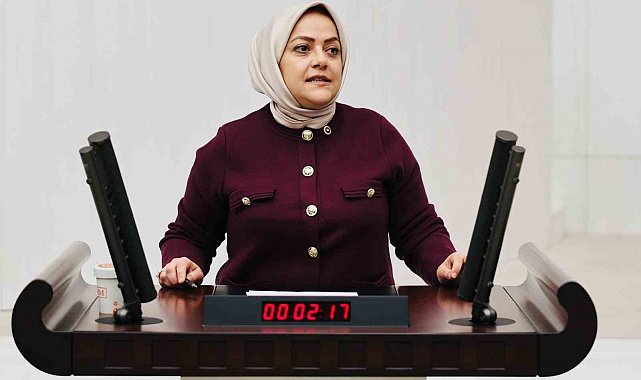 Milletvekili Ün; "Deprem felaketi kapıdayken yetkililer, yetkisizler gibi eli böğründe bekliyor"