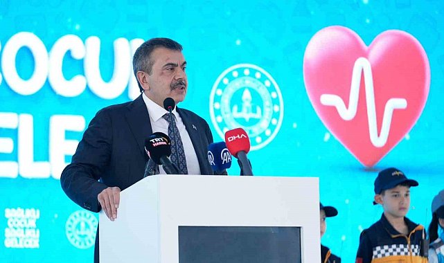 Milli Eğitim ve Sağlık Bakanlıkları arasında "Sağlıklı Çocuk Sağlıklı Gelecek" protokolü imzalandı