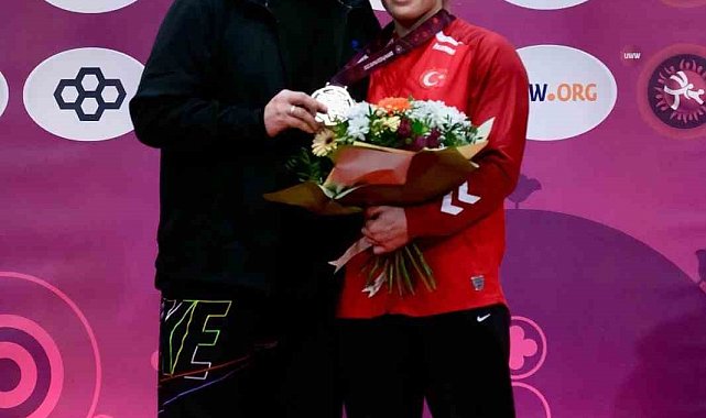 Milli güreşçi Yasemin Adar Yiğit, Avrupa 2.'si oldu
