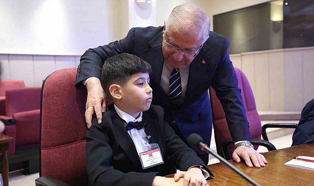 Milli Savunma Bakanı Güler, şehit ve gazi çocuklarıyla bir araya geldi