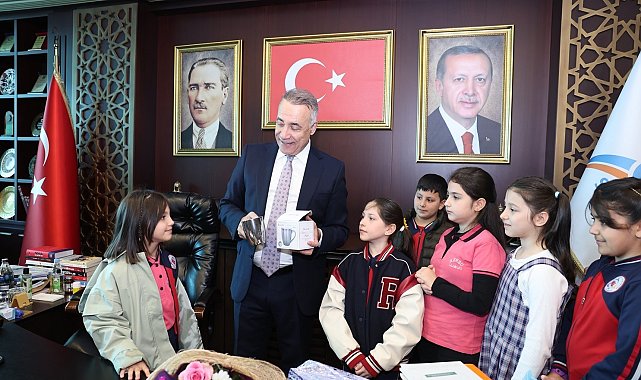 Miniklerden başkan amcalarına ziyaret