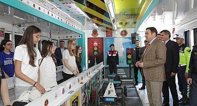 Mobil Trafik Eğitim Tırı Kütahya'da