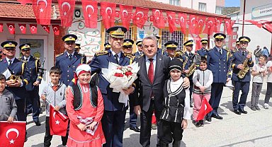 MSB Muharip Hava Kuvvetleri Bandosu Bozüyük'te konser verdi