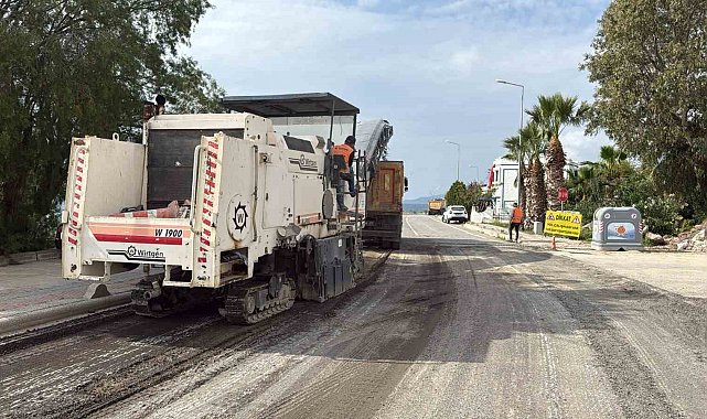 Muğla Büyükşehir'den Bodrum Turgutreis yolunda yenileme çalışması