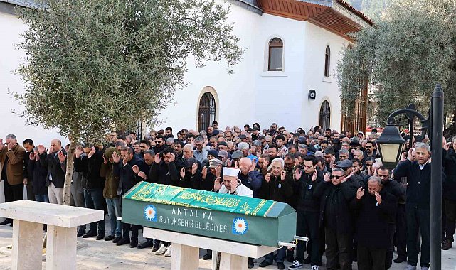 Muğlalı doktor toprağa verildi